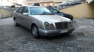 Mercedes-Benz E  Julho/98 - à venda - Ligeiros