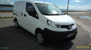 Nissan NVCV Outubro/13 - à venda - Ligeiros