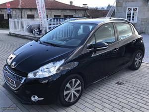 Peugeot e-HDi Nav 2Tronic Agosto/12 - à venda -