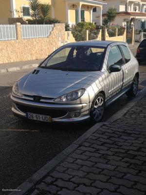 Peugeot v gti Setembro/02 - à venda - Ligeiros