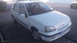 Renault Clio 1.2 muito economico Janeiro/98 - à venda -