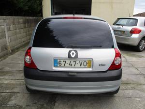 Renault Clio 1.5dCi muito bom de Outubro/03 - à venda -