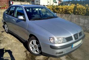 Seat Cordoba 1.6 SR Sport Fevereiro/00 - à venda - Ligeiros