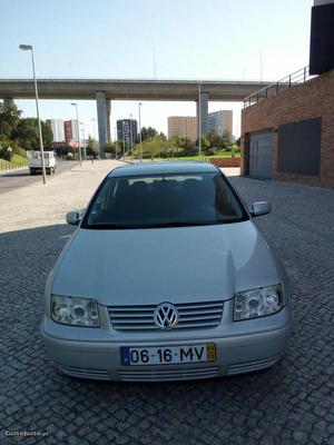 VW Bora higline Março/99 - à venda - Ligeiros Passageiros,