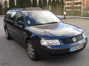 VW Passat 1.9 tdi 110cv Março/99 - à venda - Ligeiros