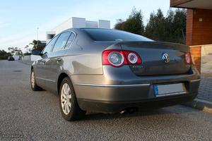 VW Passat 2.0 TDi Confortline Janeiro/06 - à venda -