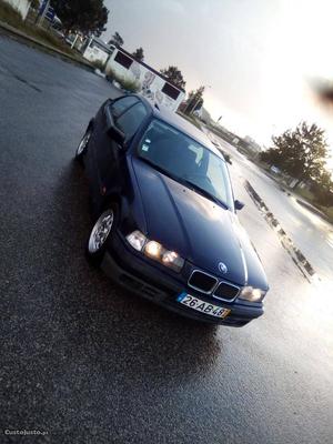 BMW 316 retomas negociável Maio/97 - à venda - Ligeiros
