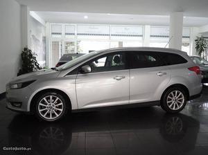 Ford Focus 1.5 TDCi Titanium Março/16 - à venda - Ligeiros