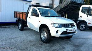 Mitsubishi LDID 4x4 Dezembro/07 - à venda - Pick-up/