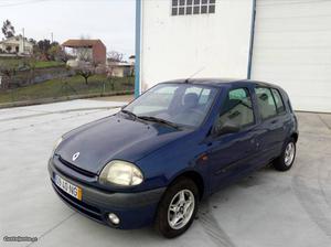 Renault Clio 1.2i 5lug Nac. Abril/99 - à venda - Ligeiros