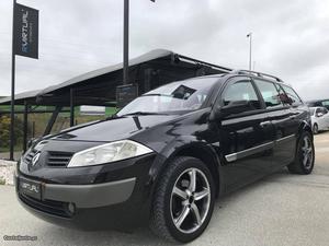 Renault Mégane Break 1.9 Privilège Março/04 - à venda -