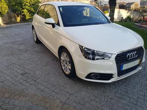 Audi A tdi Outubro/10 - à venda - Ligeiros