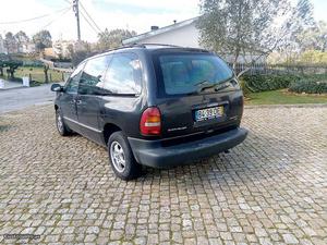 Chrysler Voyager Setembro/99 - à venda - Ligeiros