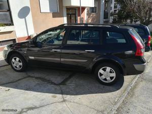 Renault Mégane 1,5 DCI Maio/05 - à venda - Ligeiros