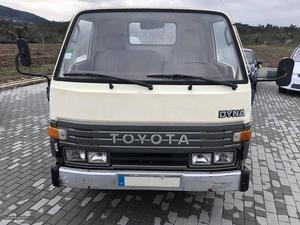 Toyota Dyna 150 Caixa Aluminio Fevereiro/90 - à venda -