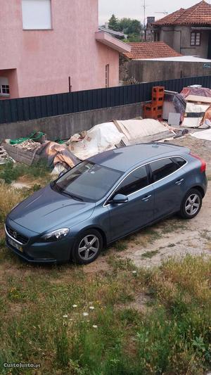 Volvo V40 Hatbak Abril/12 - à venda - Ligeiros Passageiros,