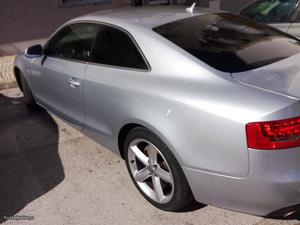 Audi A5 2.0tdi sline Janeiro/12 - à venda - Ligeiros