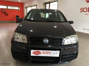 Fiat Punto Sport Outubro/05 - à venda - Ligeiros