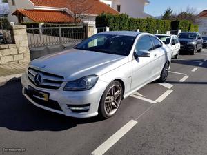 Mercedes-Benz C 250 CDi AMG Nacional Dezembro/11 - à venda