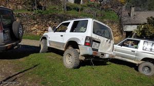 Mitsubishi Pajero 2.8 gls Outubro/97 - à venda - Pick-up/