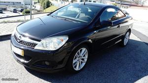 Opel Astra 1.9 CDTI Cabrio Outubro/07 - à venda - Ligeiros