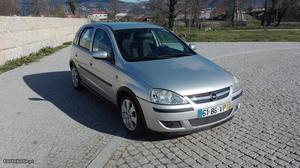 Opel Corsa 1.3 CDTI Junho/03 - à venda - Ligeiros