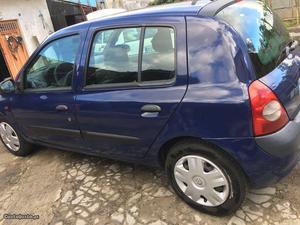 Renault Clio 1.5 dci 5 lugares Abril/02 - à venda -