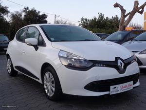 Renault Clio V Comfort Junho/14 - à venda - Ligeiros