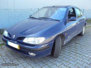 Renault Mégane cv classic Fevereiro/99 - à venda -