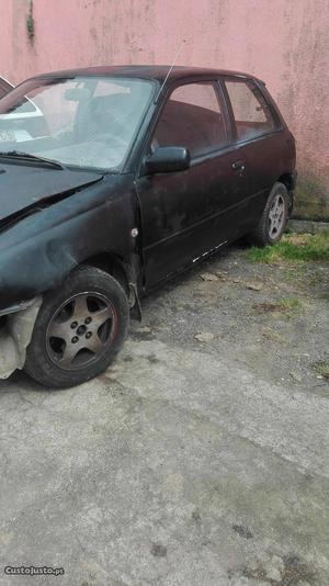 Toyota Starlet para peças Agosto/90 - à venda - Ligeiros