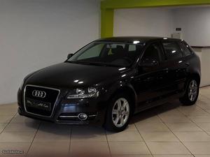 Audi A3 1.6TDI S-TRONIC Novembro/11 - à venda - Ligeiros