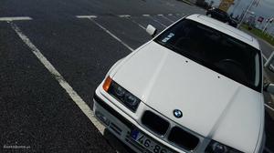 BMW 316 i compactc kms Abril/95 - à venda -