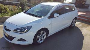 Opel Astra 2.0 CDTI 165 Cv Novembro/11 - à venda - Ligeiros