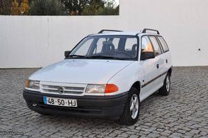 Opel Astra Caravan 1.7 TD Abril/93 - à venda - Ligeiros