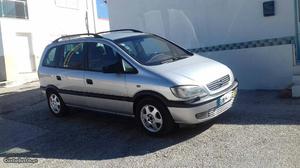 Opel Zafira 2.0 TDI Fevereiro/02 - à venda - Ligeiros