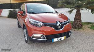 Renault Captur 1.5DCI Janeiro/14 - à venda - Monovolume /