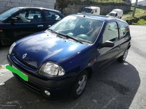 Renault Clio clio dois Junho/98 - à venda - Ligeiros