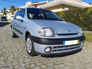 Renault Clio km Julho/99 - à venda - Ligeiros