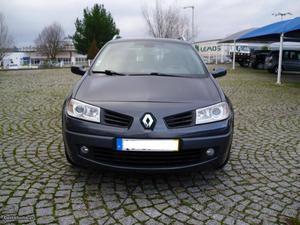 Renault Mégane 1.5DCI105cv6v privil Julho/06 - à venda -