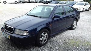 Skoda Octavia 1.9 TDI SLX C/ AC Outubro/99 - à venda -