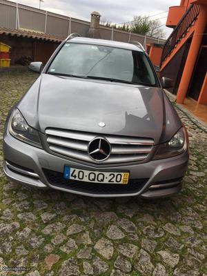 Mercedes-Benz C 200 cdi Agosto/11 - à venda - Ligeiros