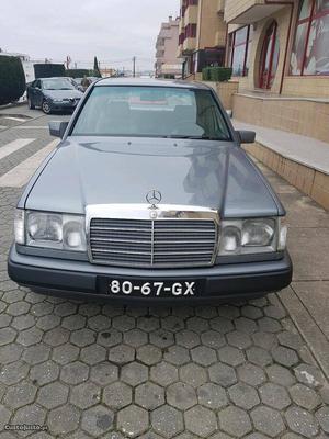 Mercedes-Benz E 250 E250D Julho/96 - à venda - Ligeiros