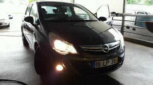 Opel Corsa 1.2 automática Abril/11 - à venda - Ligeiros
