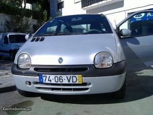 Renault Twingo  cv 16v Junho/03 - à venda - Ligeiros