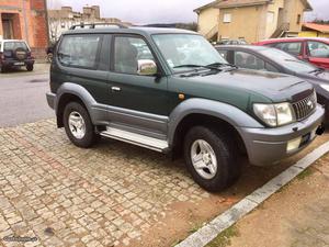 Toyota FunCruiser Coúpe Junho/00 - à venda - Ligeiros