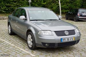 VW Passat 1.9TDI 130CV Auto Janeiro/04 - à venda - Ligeiros