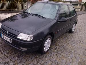 Citroën Saxo VTL Fevereiro/97 - à venda - Ligeiros