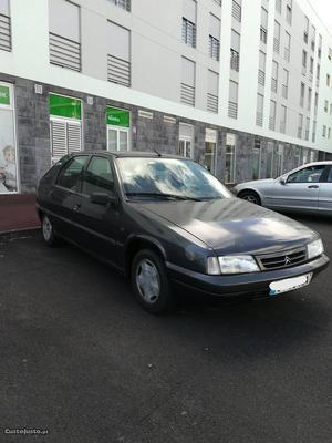 Citroën Xantia Diesel de 5 lugares Julho/97 - à venda -