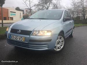 Fiat Stilo hlx Junho/03 - à venda - Ligeiros Passageiros,