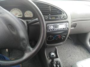 Ford Fiesta 1.25 Março/99 - à venda - Ligeiros